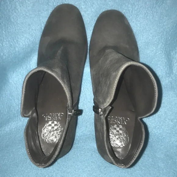 VINCE CAMUTO Kassie2 gray suede leather zipper boots NEW size 9W - Picture 3 of 10
